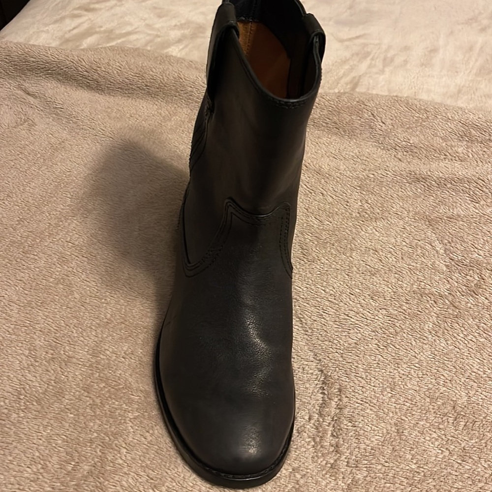 Frye boots womens boots